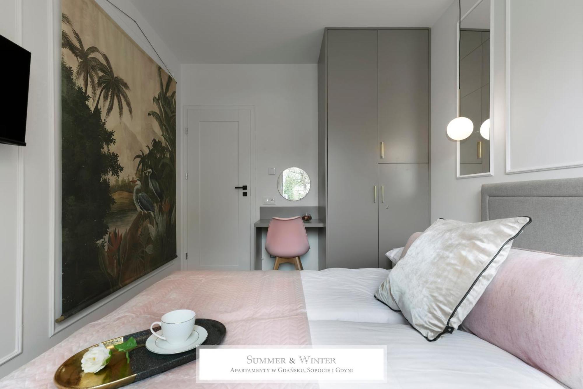 4 Stars, New Luxury Butterfly & Bike Apartments, Gdynia Orlowo, 15 Wyposazonych Mieszkan, Z Sypialnia, Winda I Platnym Parkingiem, Wysoki Standard Summerwinter, Blisko Molo Orlowo, Drog Rowerowych, Stadniny I Golf Park Eksteriør bilde